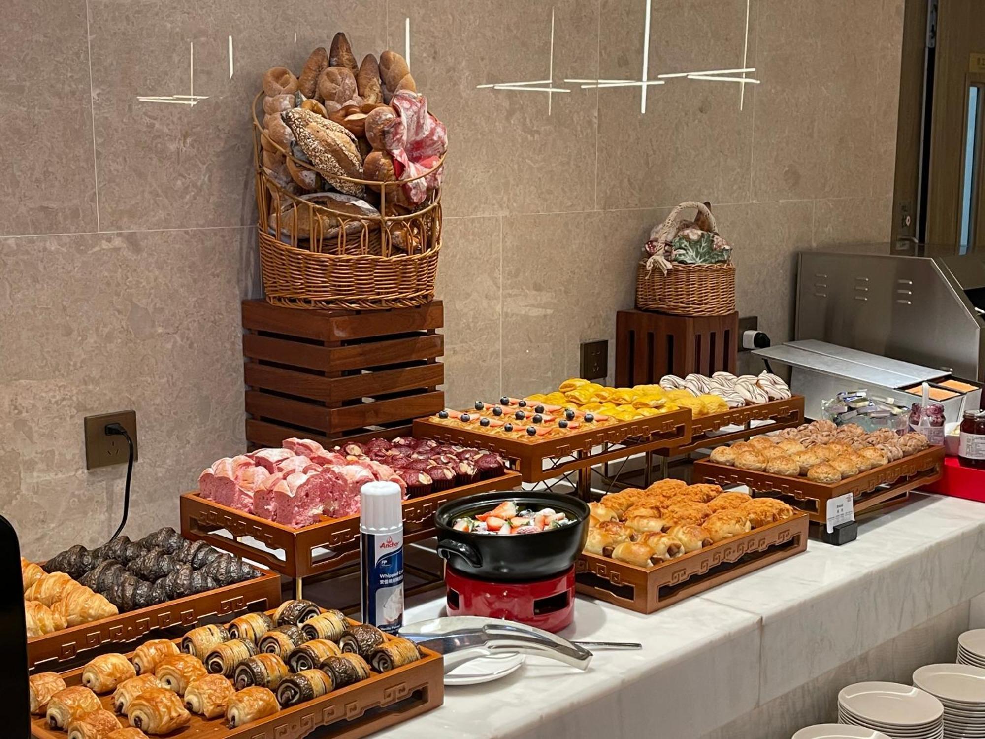 Crowne Plaza Hangzhou Linping By Ihg 外观 照片